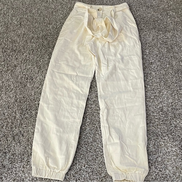 Fashion Nova Cream Joggers & Soft Waist Belt - Picture 1 of 3